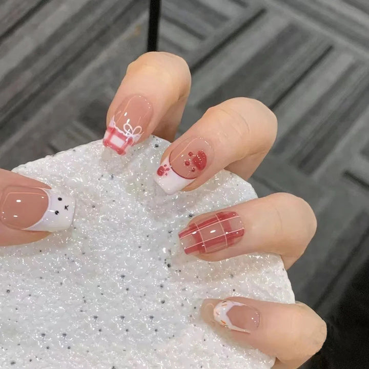 Creative Themed Press-On Nail Art Stornfield
