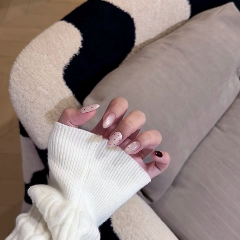 Stylish and Elegant Nail Extensions