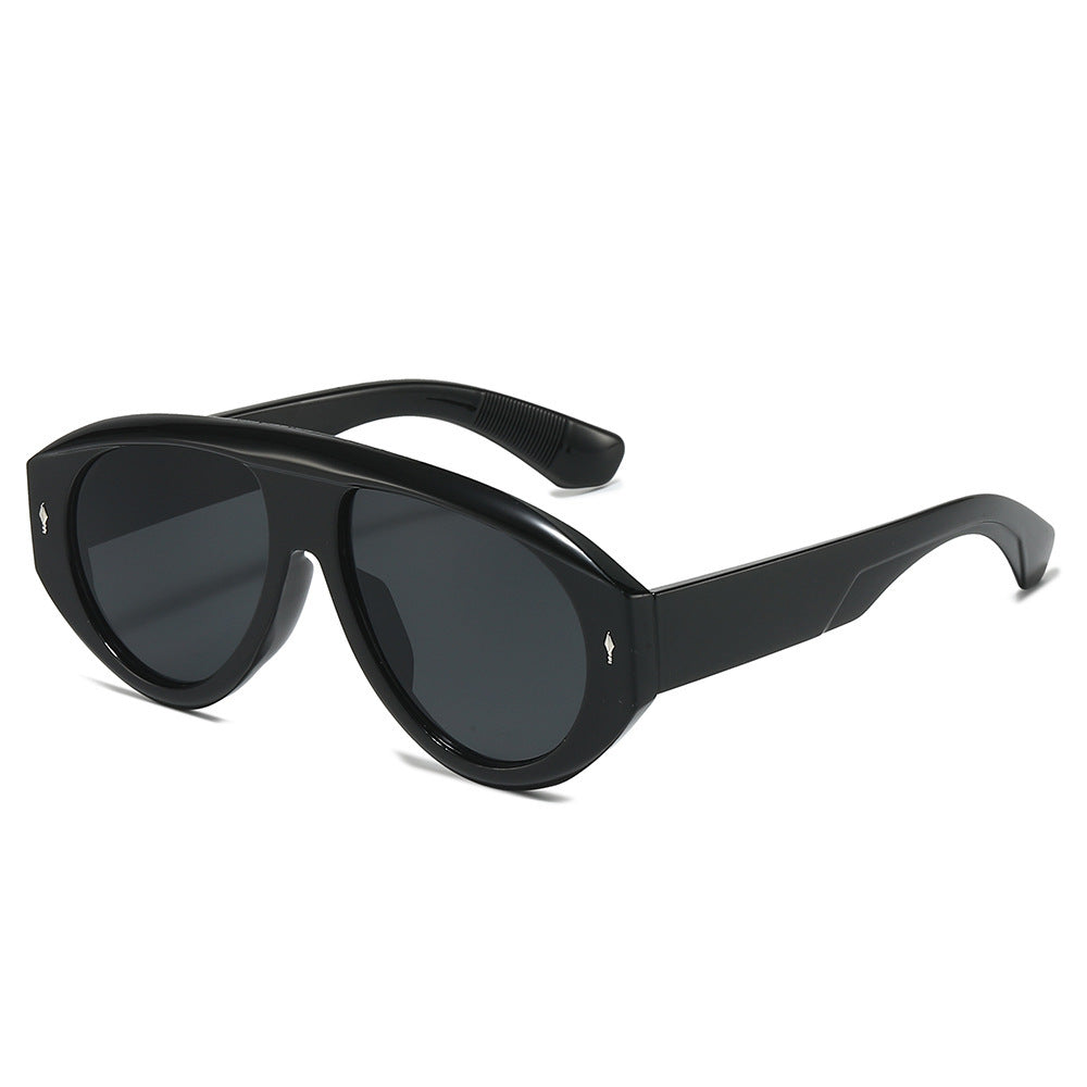 Fashion-Forward Sculptural Sunglasses Stornfield
