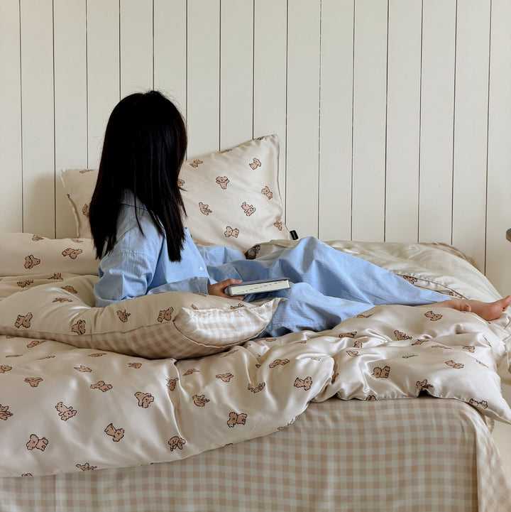 Cat Sketch Cotton Sateen Duvet Cover Set with Reversible Gingham Shams