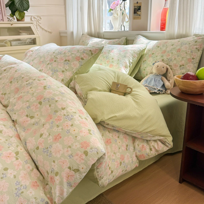 Cartoon-Themed Bedding Set