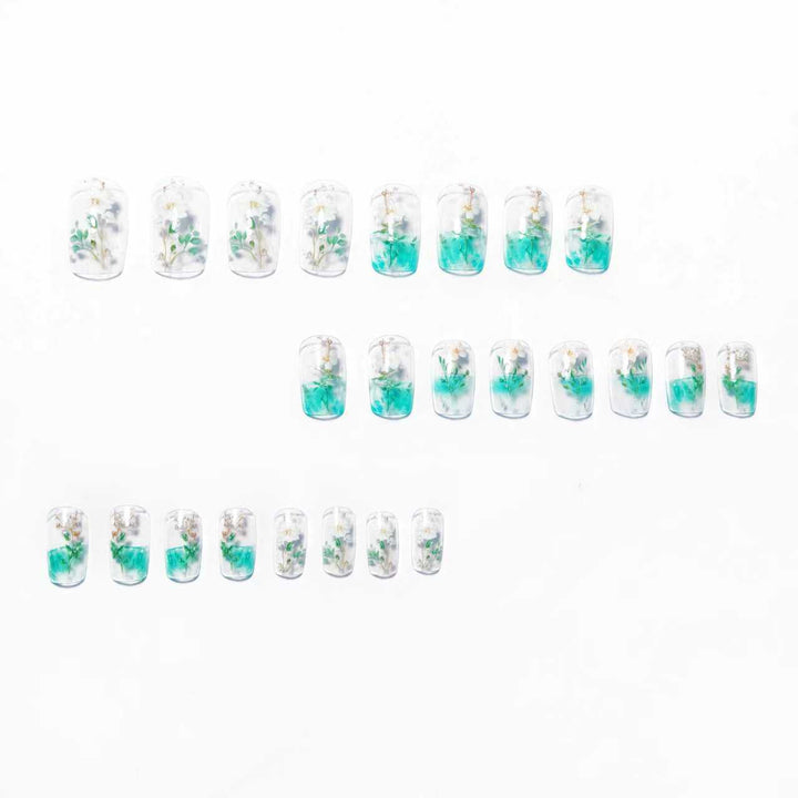 Artificial nails with botanical flower design Stornfield