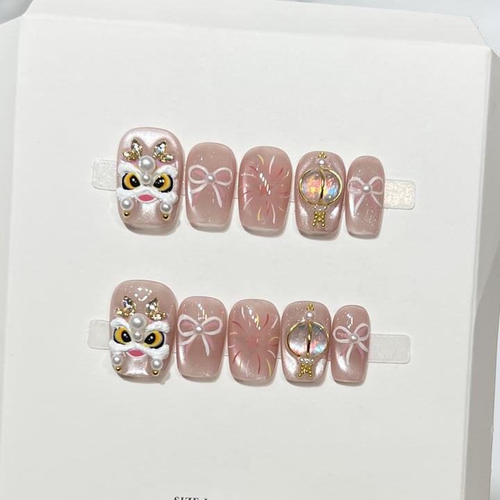Artistic Themed Press-On Nail Set Stornfield