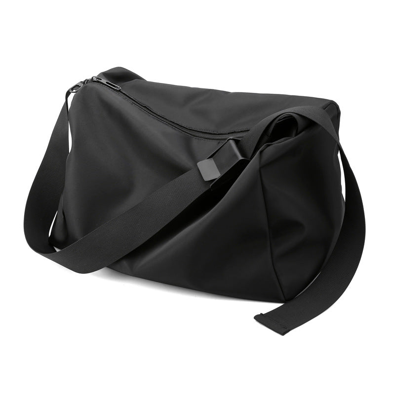 Practical travel bag with waterproof surface Stornfield