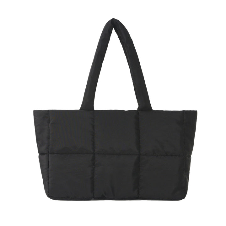 Padded carrying bag with modern quilted design Stornfield