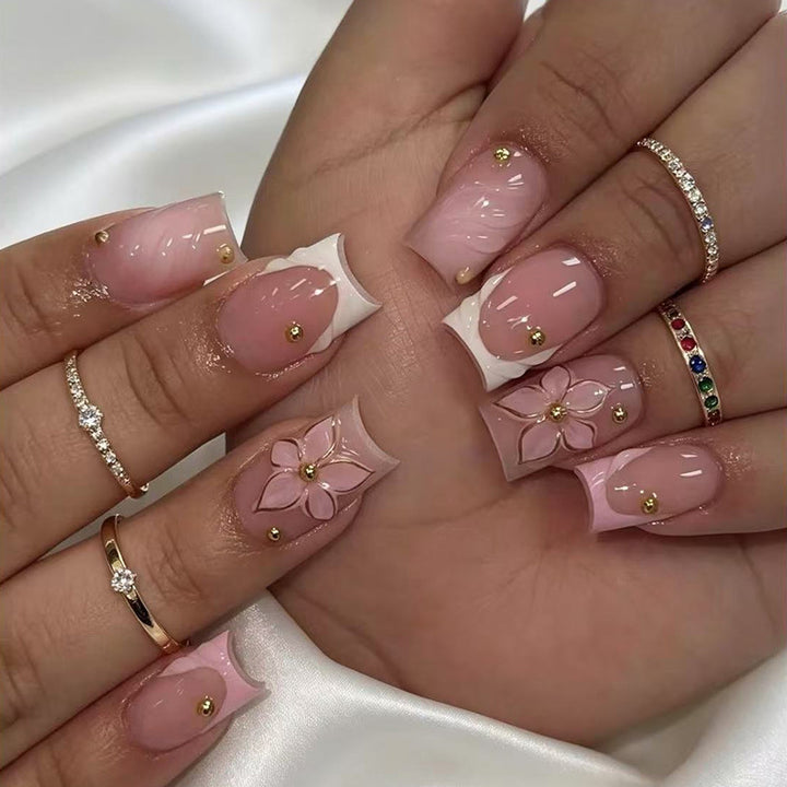 Luxurious Floral Design Nail Art Extensions Stornfield