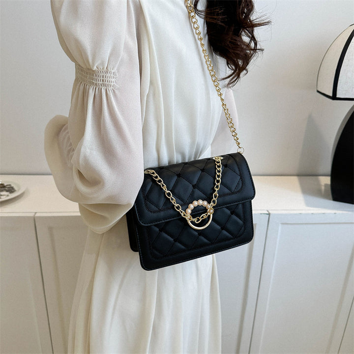 Elegant Quilted Chain-Detail Handbag