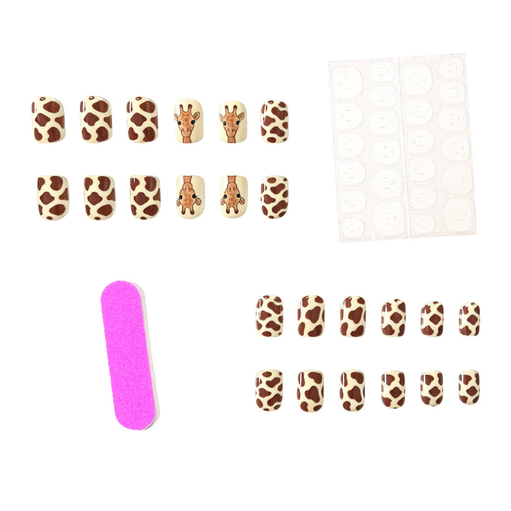 Artistic Giraffe-Themed Nail Art Extensions Stornfield