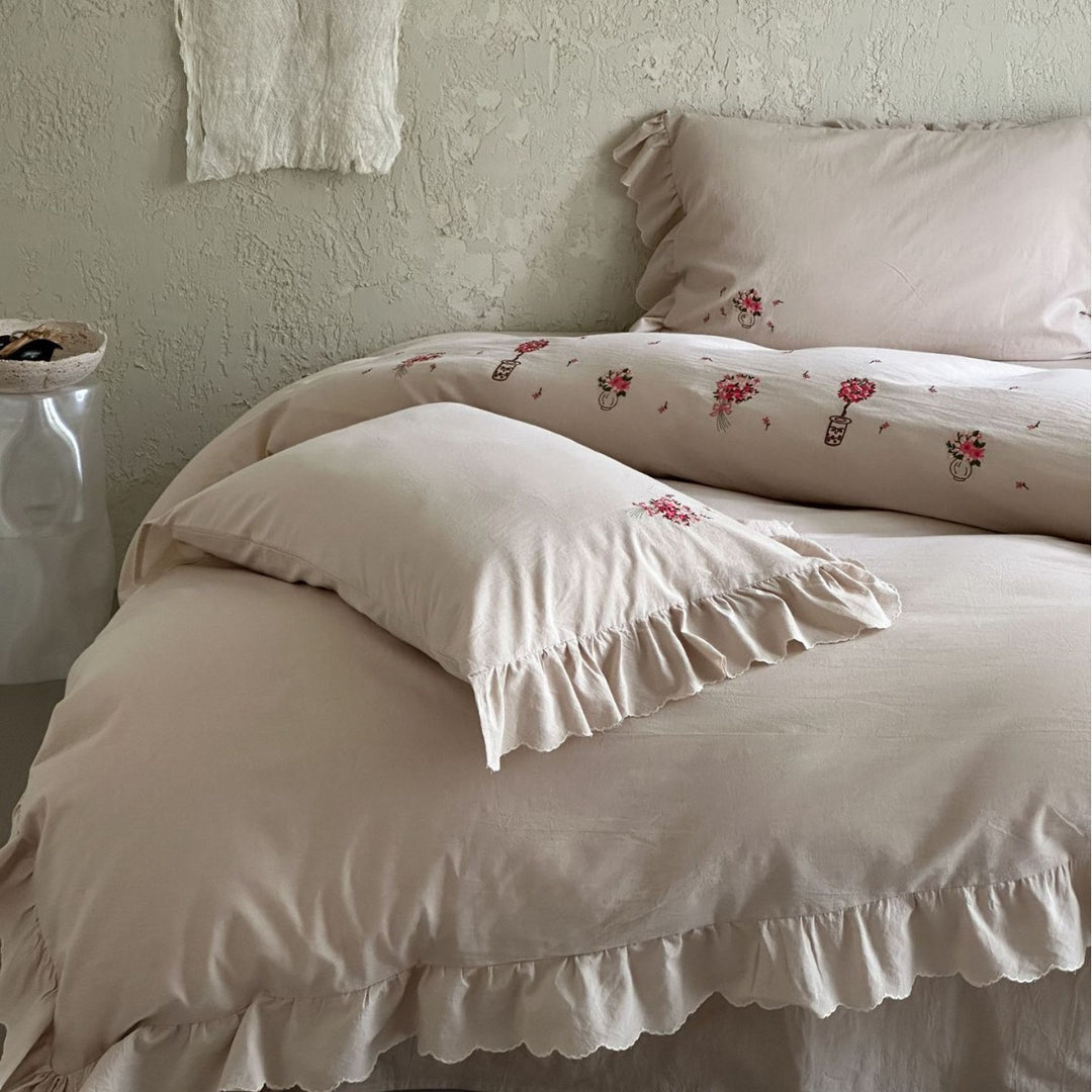Ruffled Embroidered Cotton Duvet Cover Set with Pillow Shams