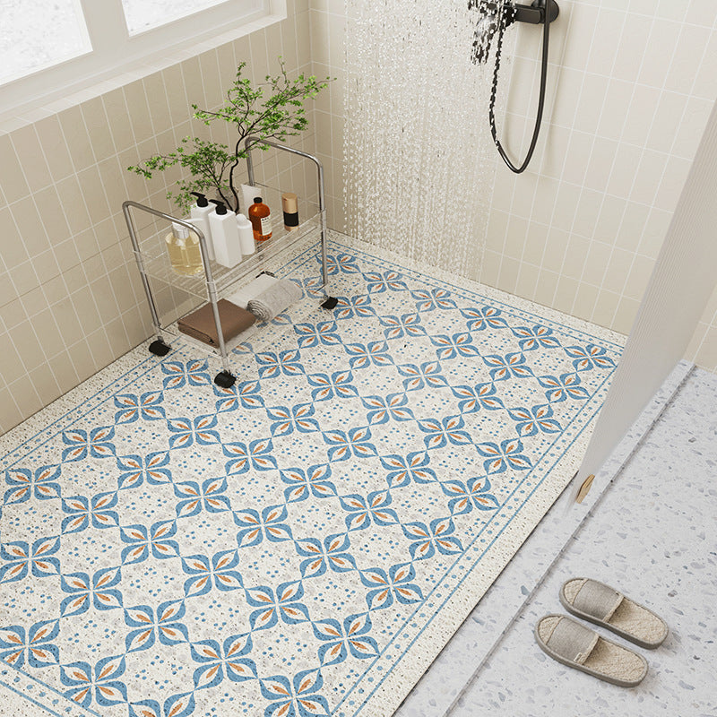 Heart Patterned Soft Bath Mat