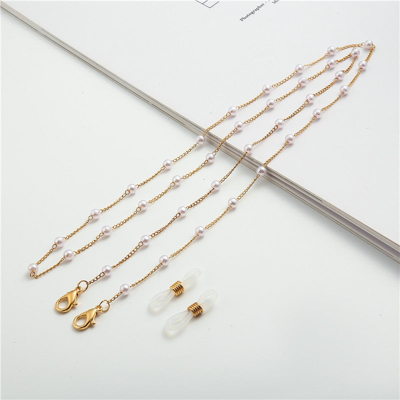 Elegant necklace with pearl accents Stornfield