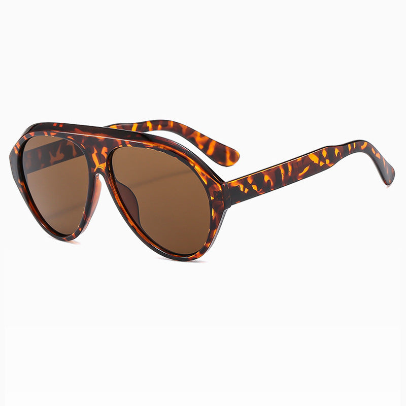 Women's Sporty Sunglasses with Sleek Design and Polarized Lenses Stornfield