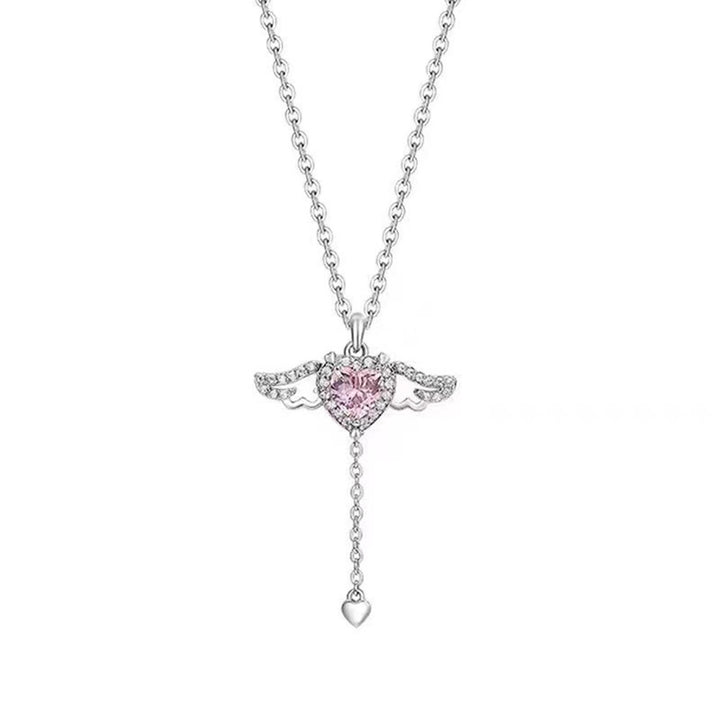 Playful angel neck chain with heart and wings Stornfield