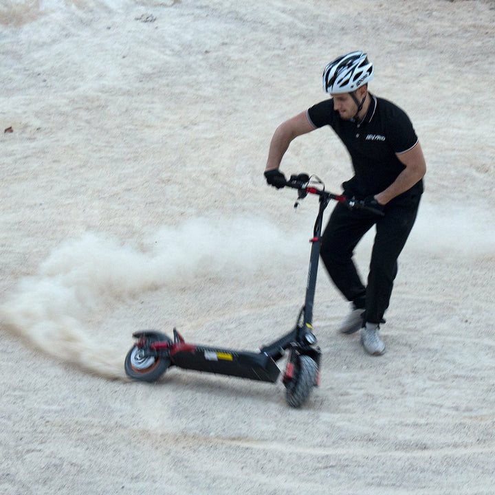 Heavy-Duty Comfortable Electric Scooter Stornfield