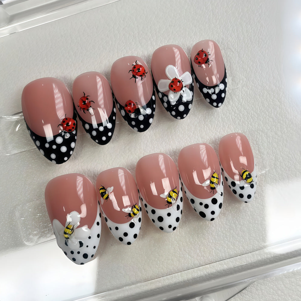 Artificial nails with cheerful animal motifs Stornfield