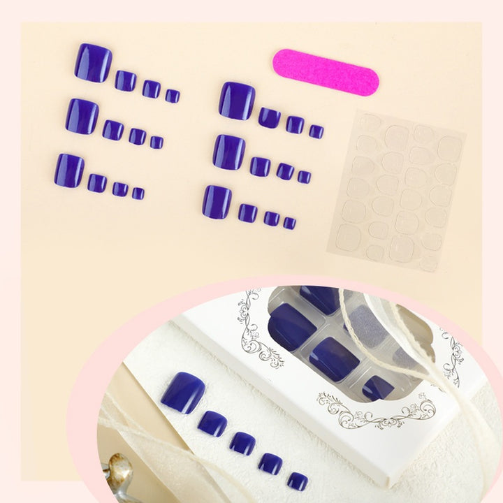 Artificial nail collection with stylish design Stornfield