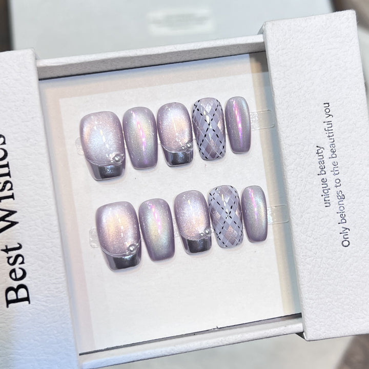 Elegant Press-On Nail Art Set with Iridescent Finish Stornfield