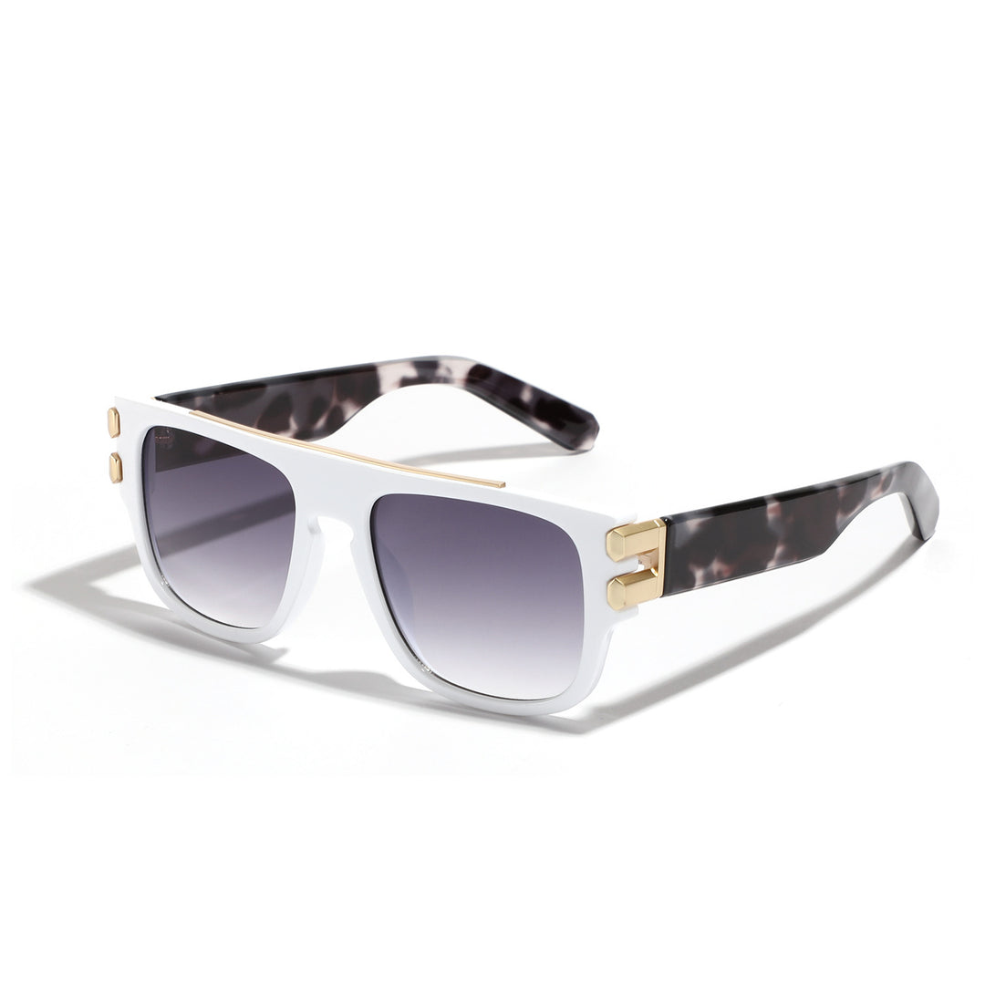 Ladies trendy oversized sunglasses with striking design Stornfield
