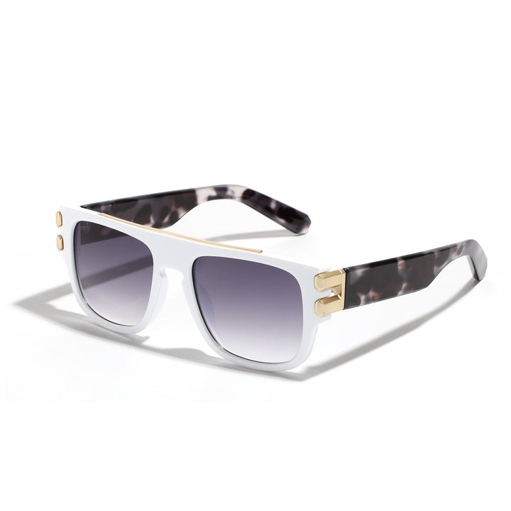 Ladies trendy oversized sunglasses with striking design Stornfield