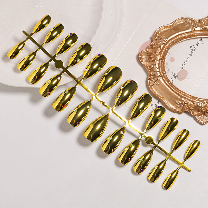 Glamorous Metallic Press-On Nail Set Stornfield