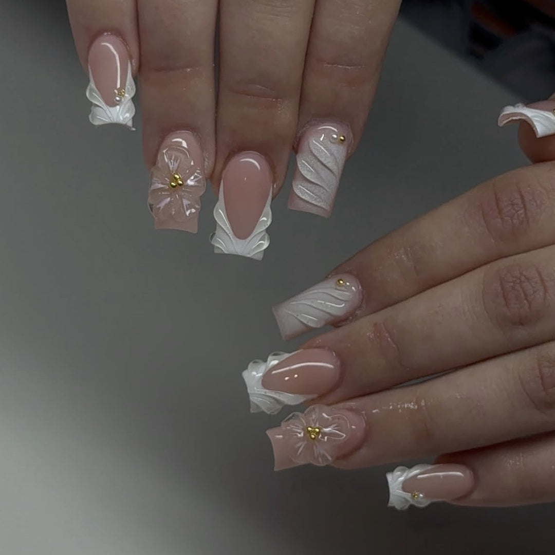 Artistic Floral Design Press-On Nails Stornfield
