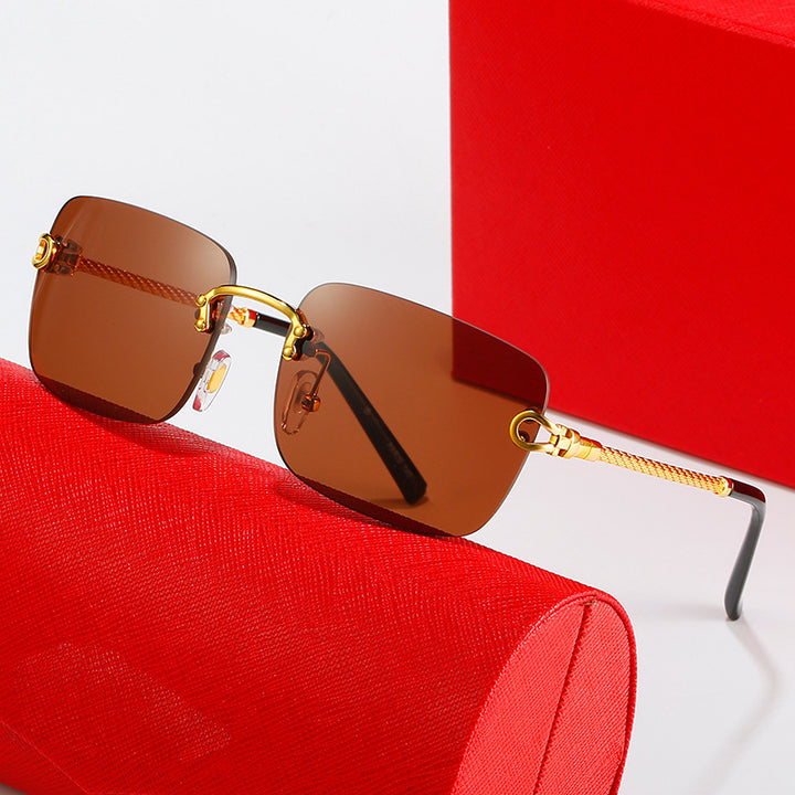 Women's square sunglasses with luxurious, gold-accented frame and protective lenses Stornfield