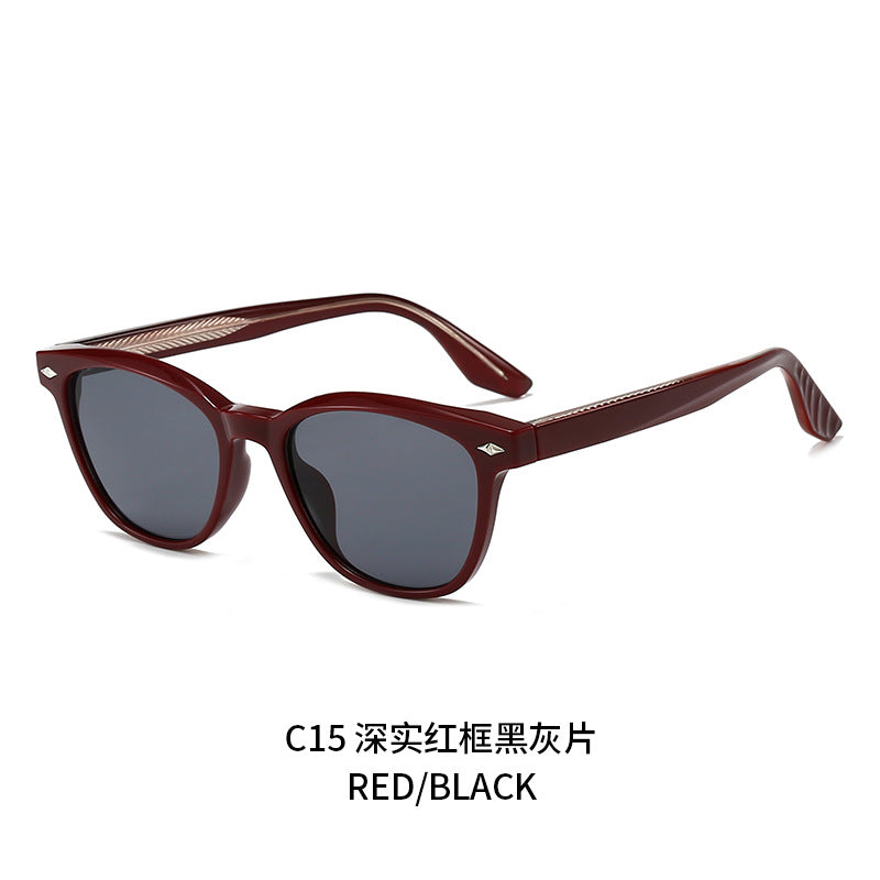 Ladies fashionable sunglasses in elegant tortoiseshell design Stornfield