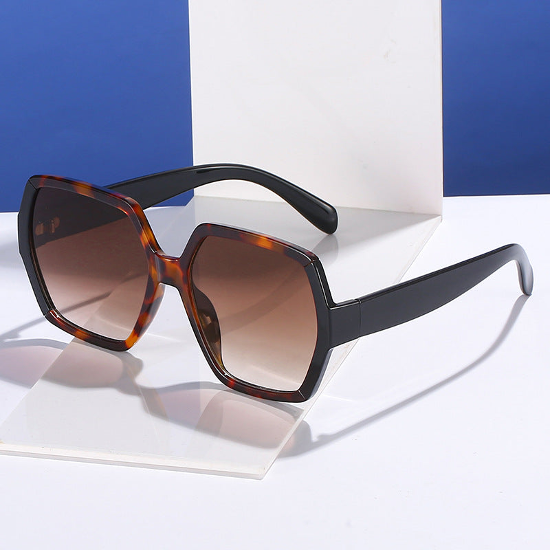 Women's stylish oversized sunglasses with elegant square frame Stornfield