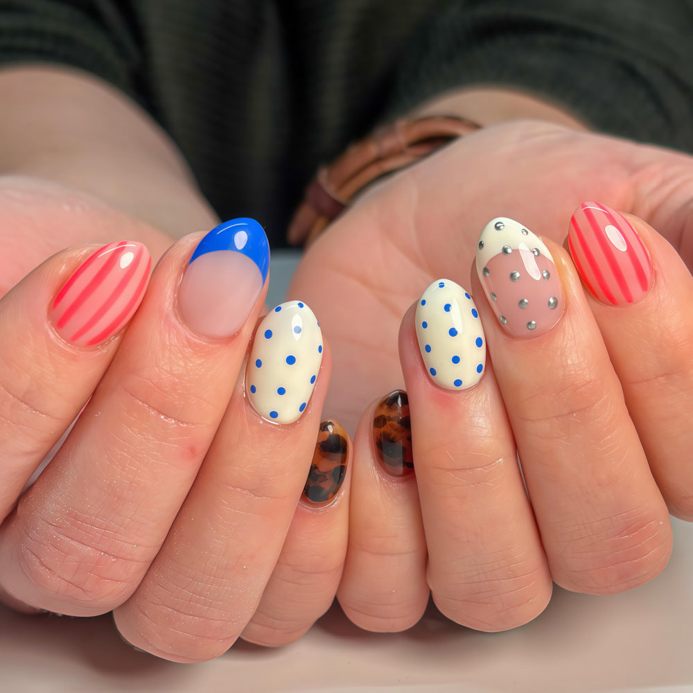 Creative Art Nails Stornfield