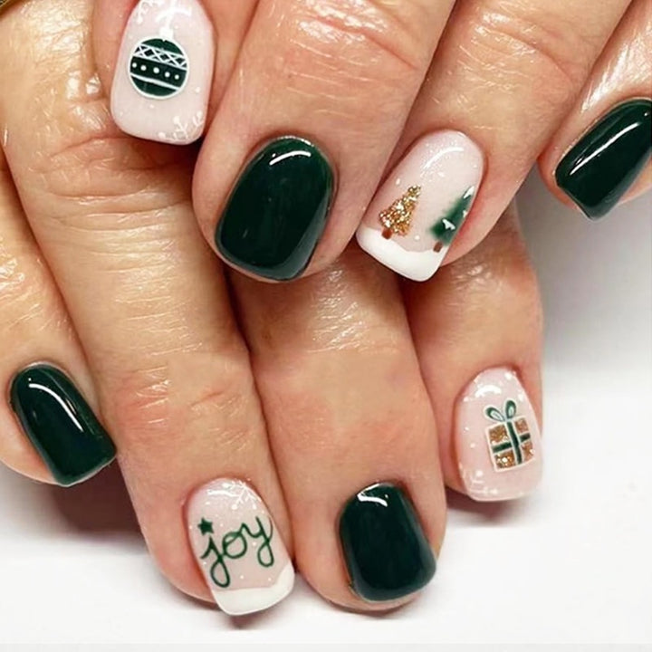 Artificial nail set with festive winter theme Stornfield