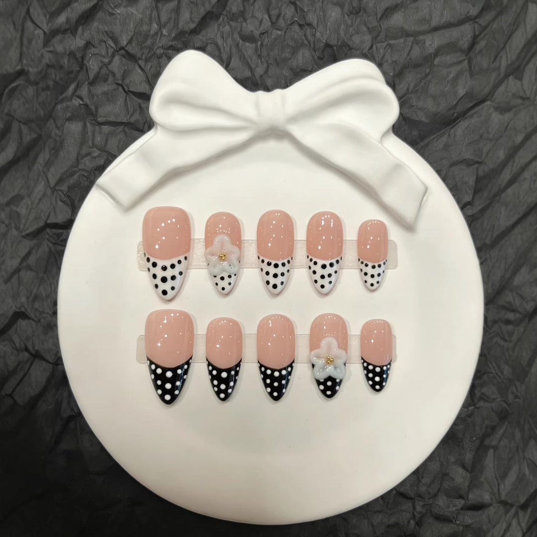 Polka Dot Themed Press-On Nail Collection