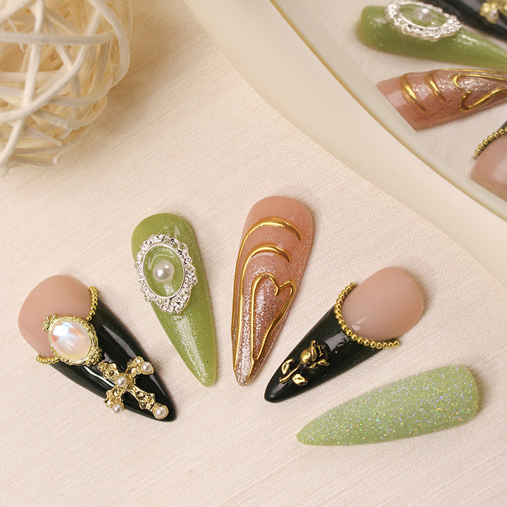 Artificial nail set with luxurious decorations Stornfield