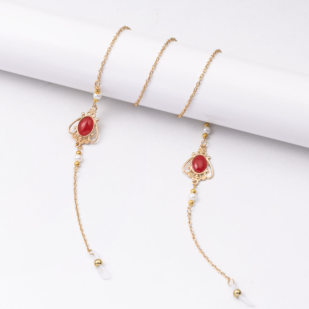 Elegant Eyewear Chain with Decorative Gemstones Stornfield
