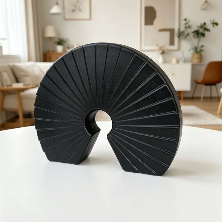 Decorative Fan-Shaped Stornfeild
