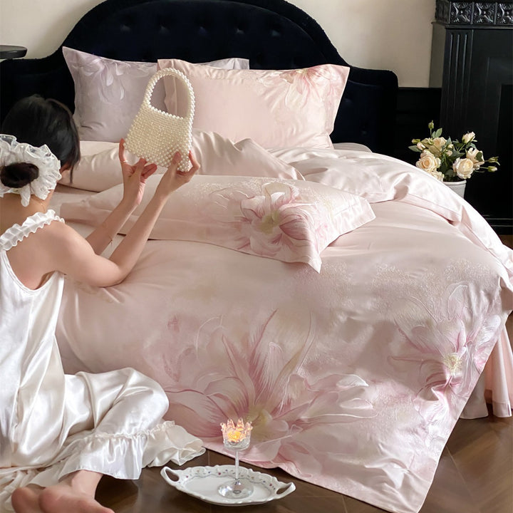 Ultra-Soft Silk-Feel Floral Jacquard Duvet Cover Set with Embroidered Blossom Motif