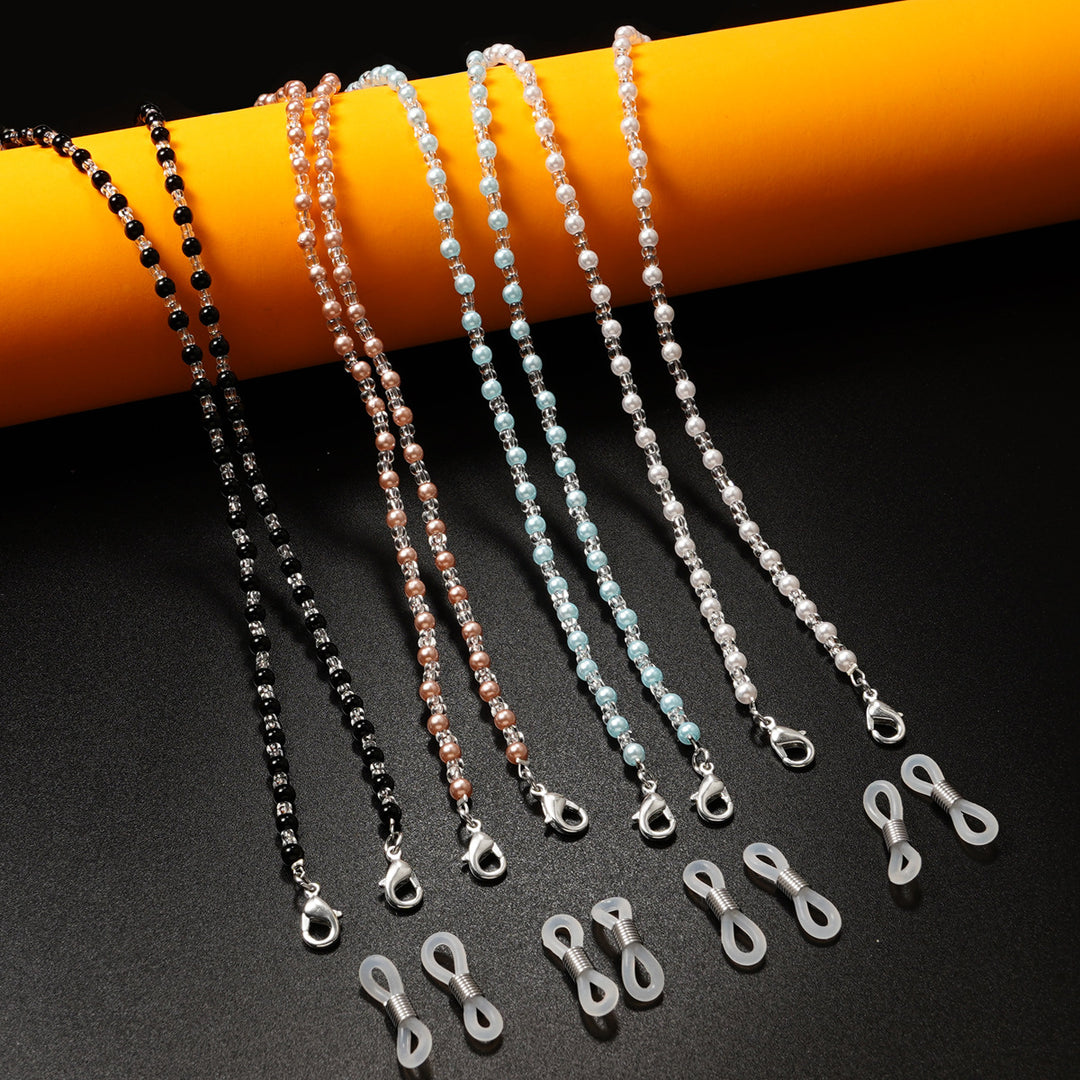 Elegantly Beaded Eyewear Chain Stornfield