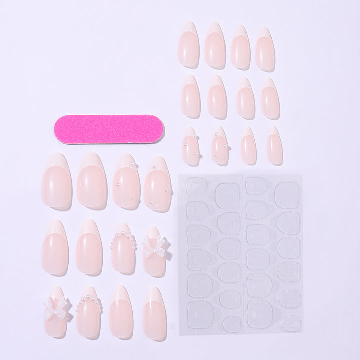 Artificial nail set with luxurious embellishments and sparkling details Stornfield