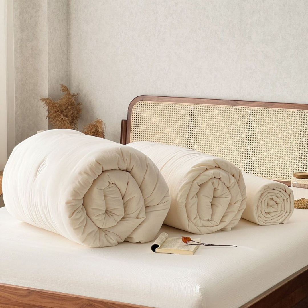 Rollable futon mattress made of cotton, space-saving & breathable