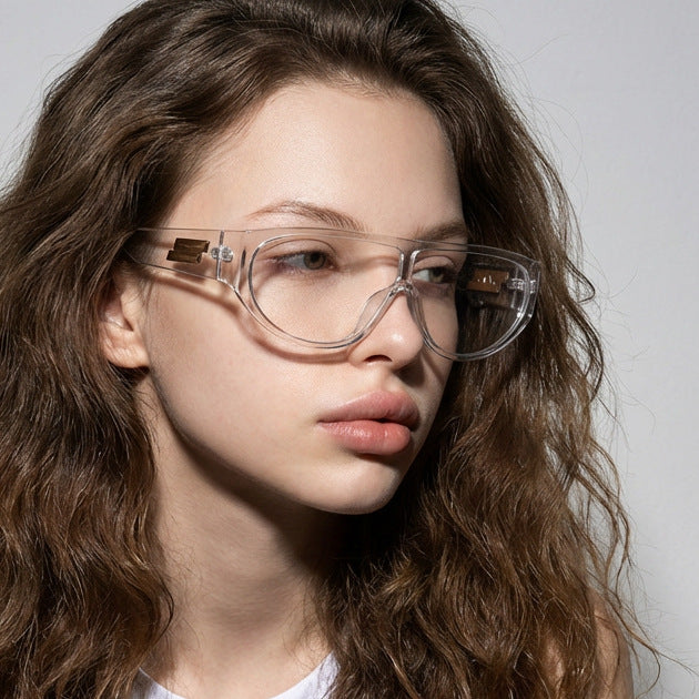 Ladies sporty sunglasses with custom-made frame Stornfield