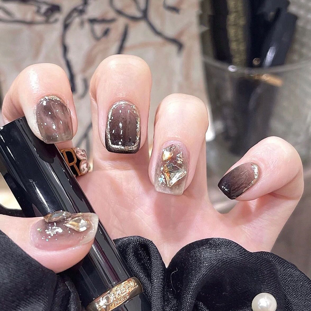 Artistic Nail Art Press-On Set Stornfield