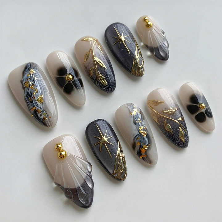 Artificial nail set with elegant floral design Stornfield