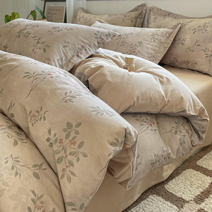 Whimsical Floral Print Duvet Cover Set