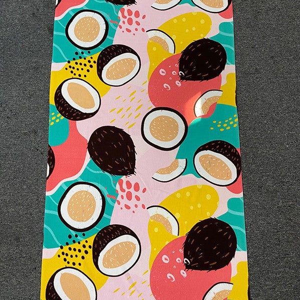 Beach towel with tropical flamingo design Stornfield