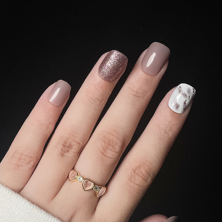 Festive Themed Decorative Press-On Nails