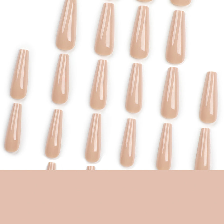 Artificial Nails in High Gloss Finish Stornfield