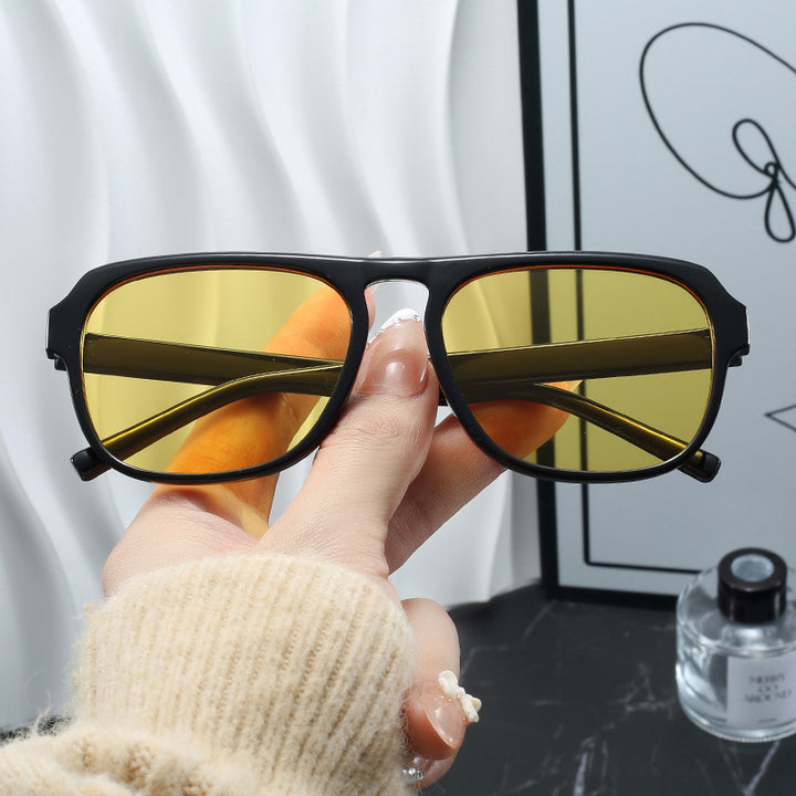 Women's modern rectangular sunglasses with polarized lenses Stornfield