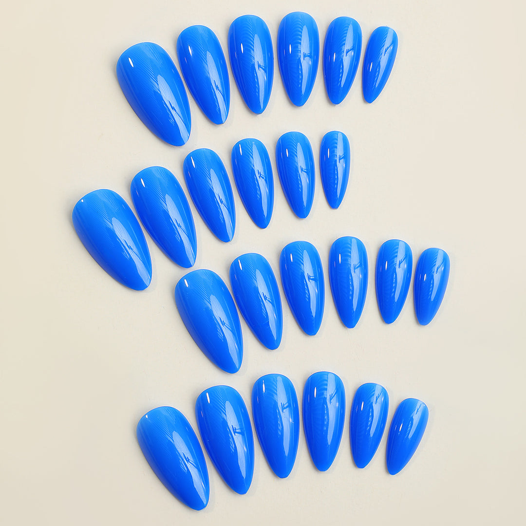 Acrylic nail set with elegant, shiny design Stornfield