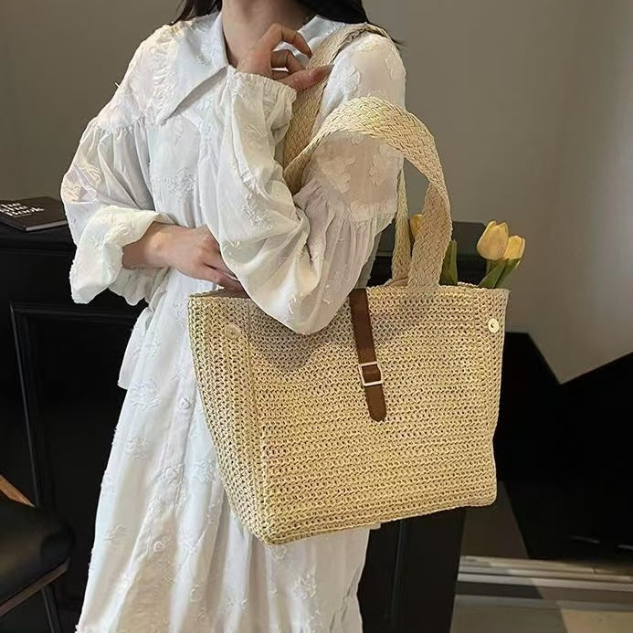Handmade summer beach bag with durable fabric Stornfield