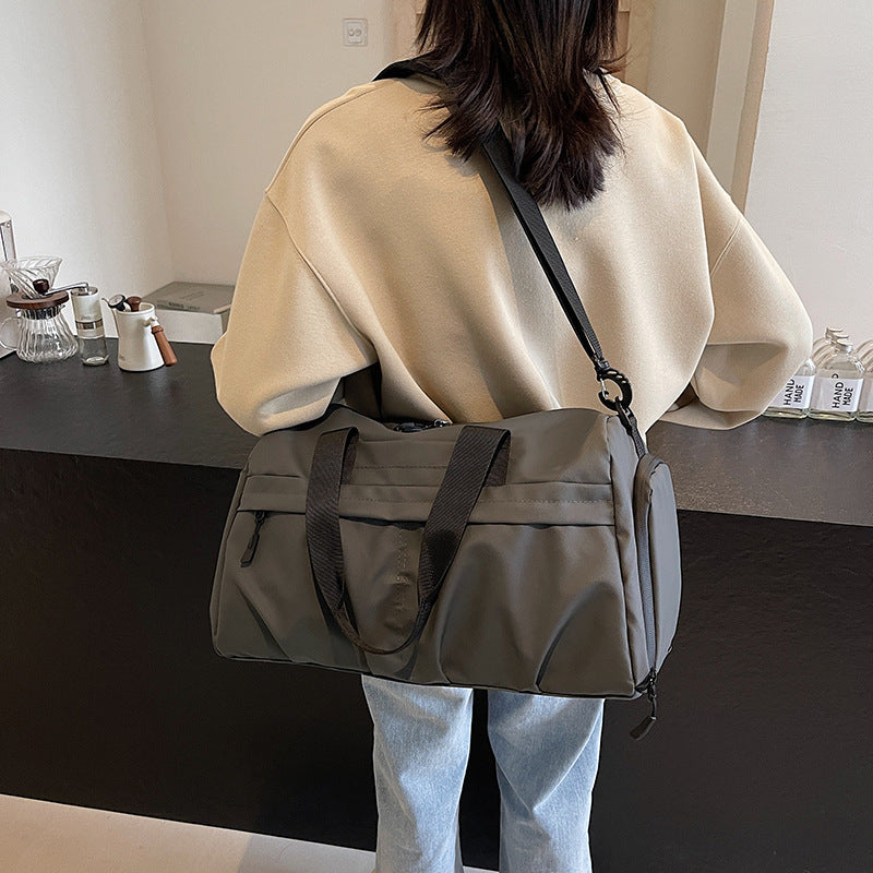 Sporty Duffel Bag with Versatile Carrying Options Stornfield