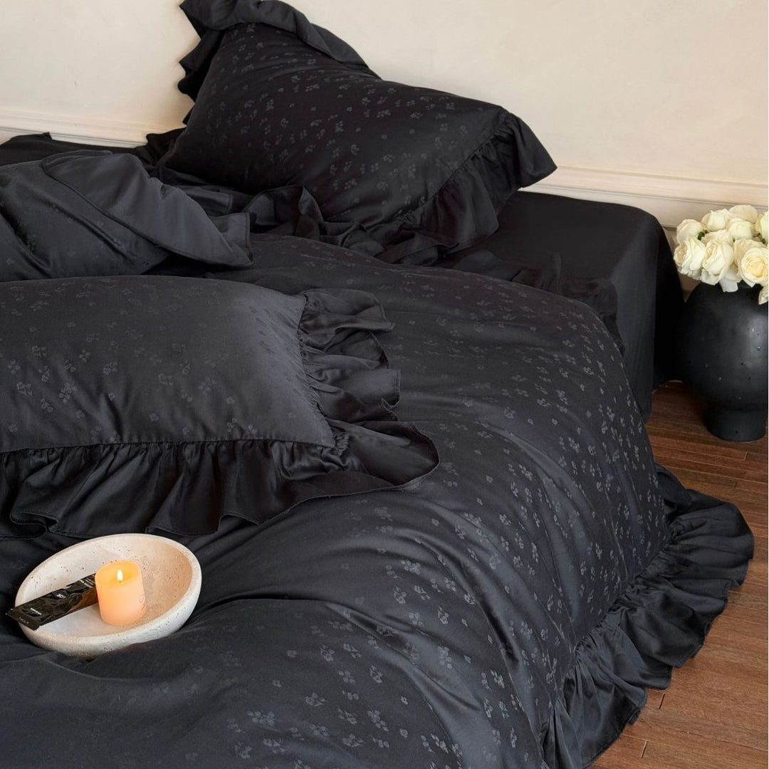 Frilled Jacquard Microfloral Duvet Cover Set with Ruffled Hem and Envelope Shams